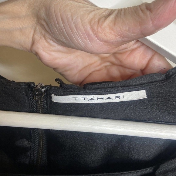 Tahari Ruffle Collar Black Sheath Dress S - Picture 9 of 9